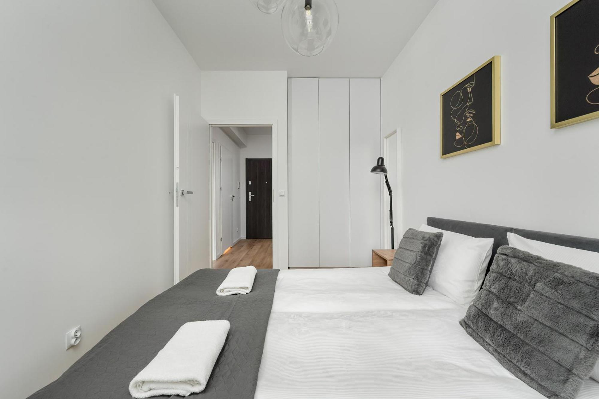 Mieszczanska Modern With Balcony & Free Parking By Renters Wrocław