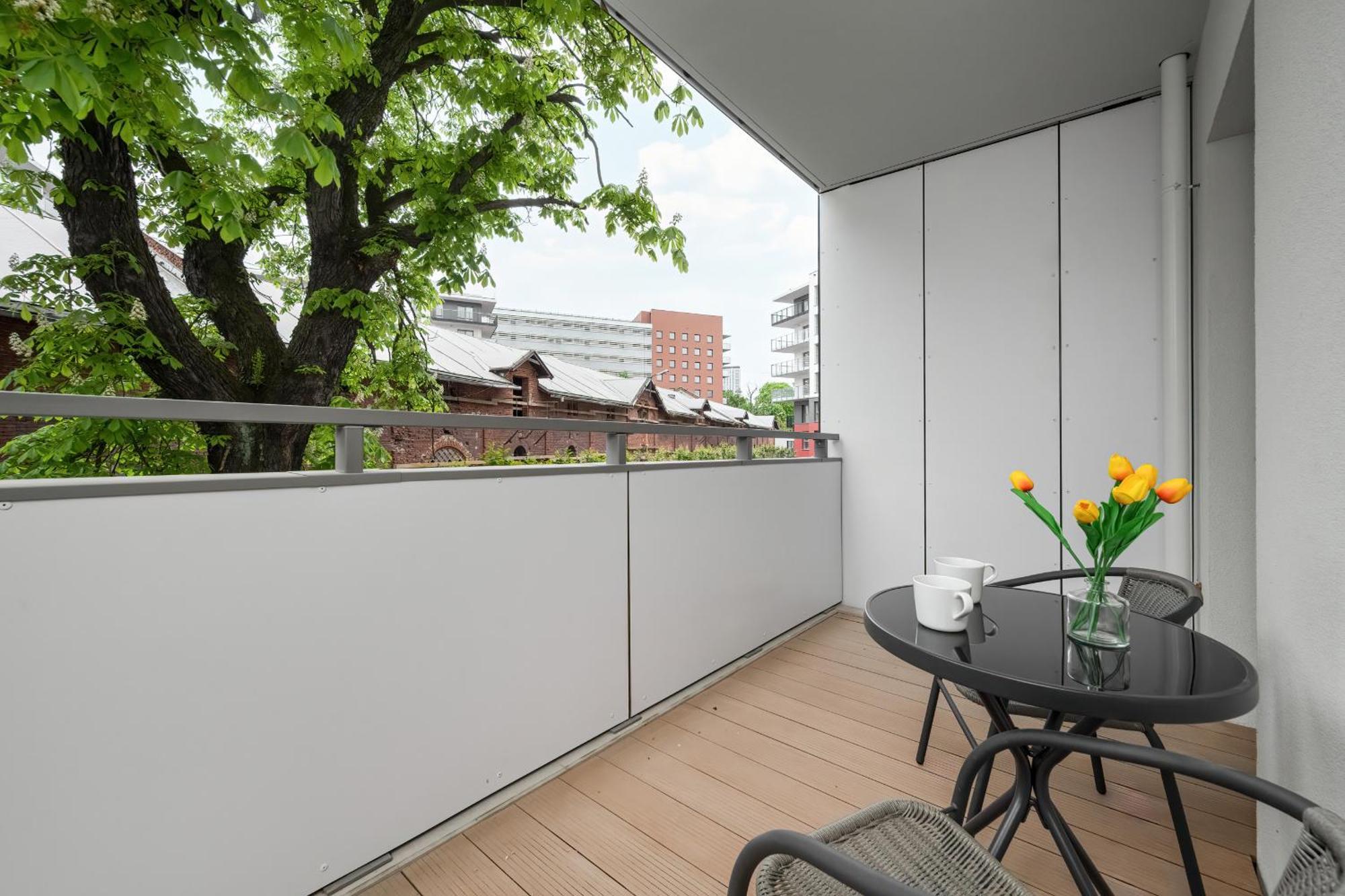 Apartament Mieszczanska Modern With Balcony & Free Parking By Renters